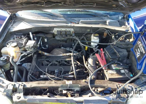 2006 Ford Escape Xlt from USA, damaged, VIN 1FMYU03Z76KA37685